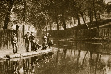 Fishing on the Regents Canal